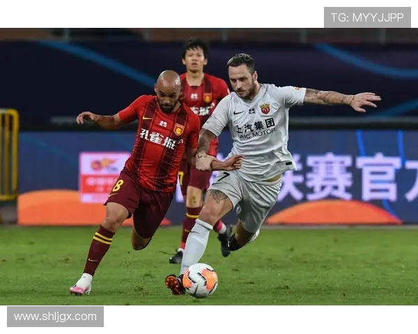 上海极限运动队协作策略与团队配合的深入分析与探讨